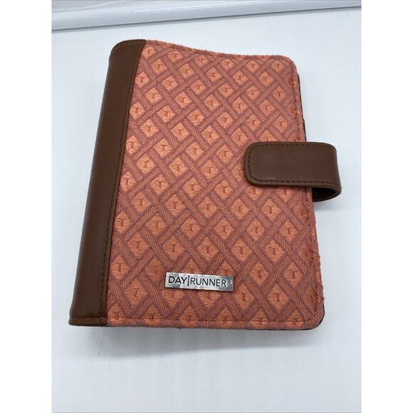 Day Runner Orange Brown 6 Ring Planner Binder 5” x 7.5” x 1 1/4” Model 1121-0286 - Picture 1 of 8